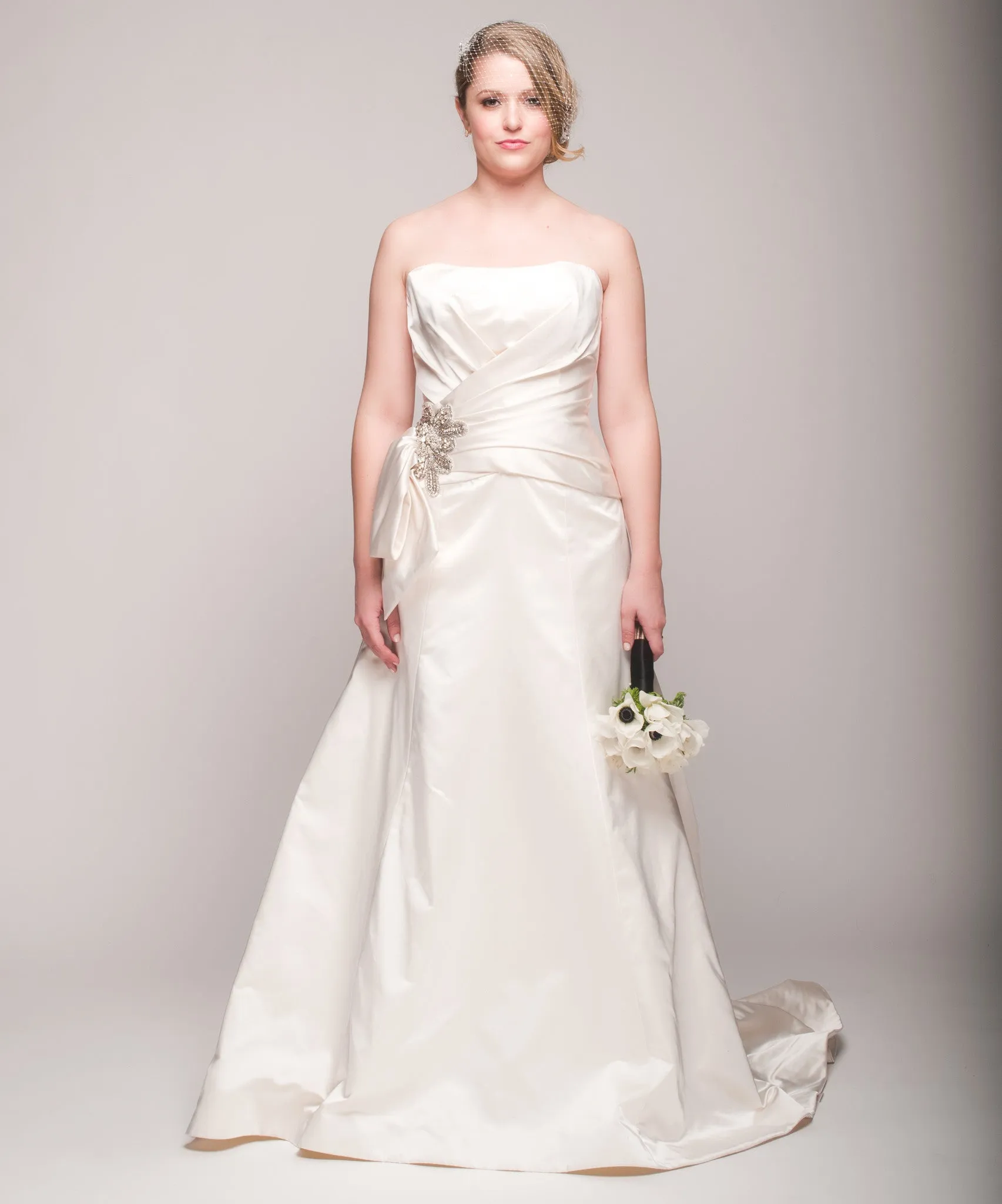 Amsale 'Alliya' Ivory Satin Gown