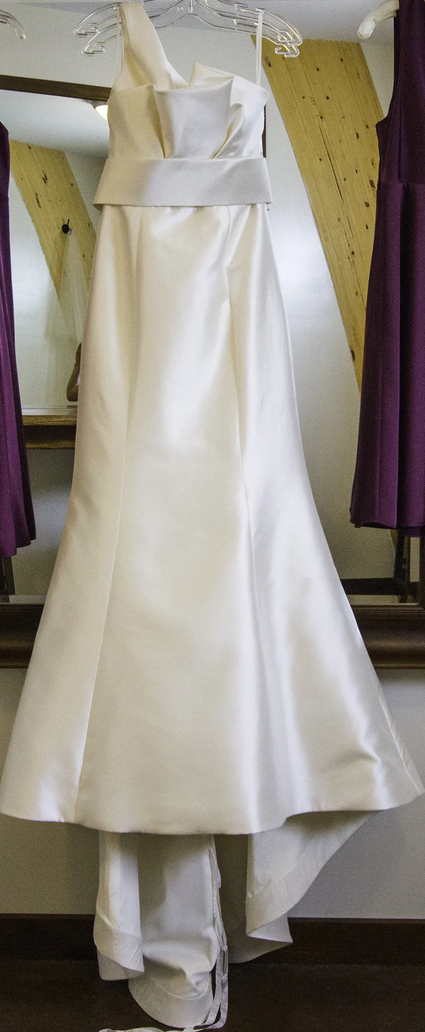 Amsale 'Hampton' Asymmetrical Trumpet Wedding Dress