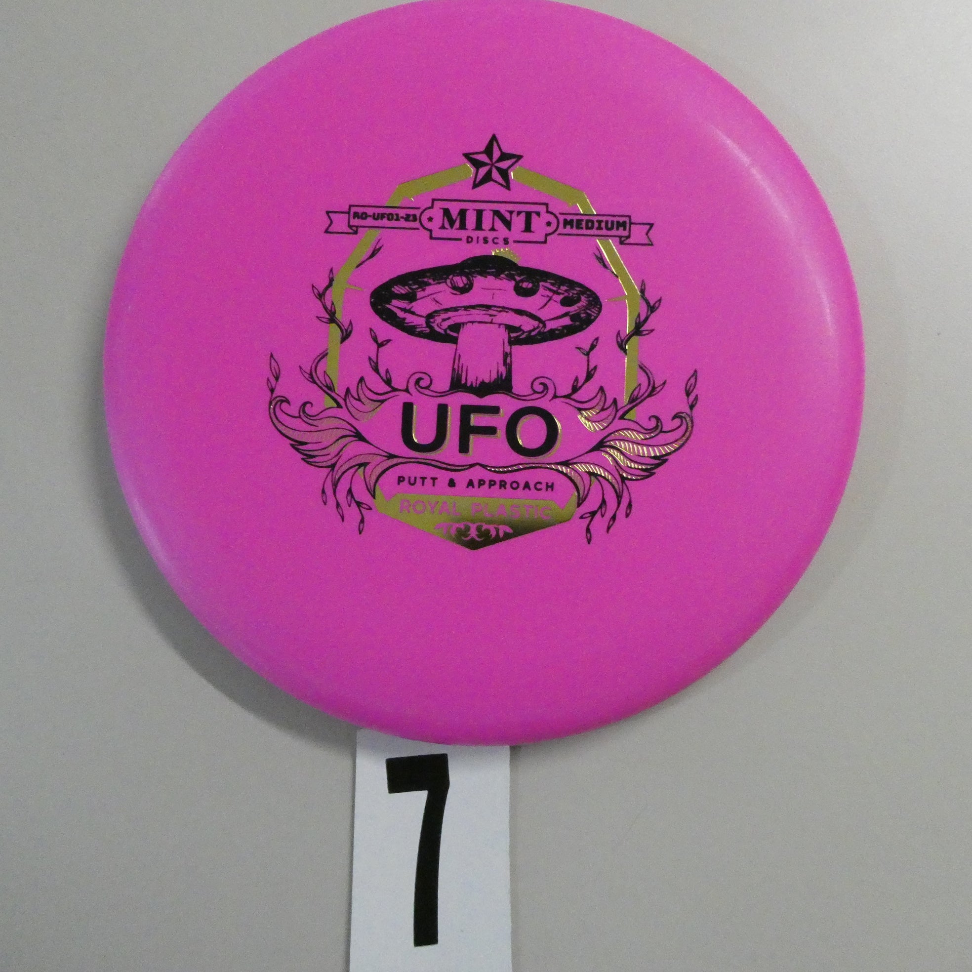 Medium Royal UFO