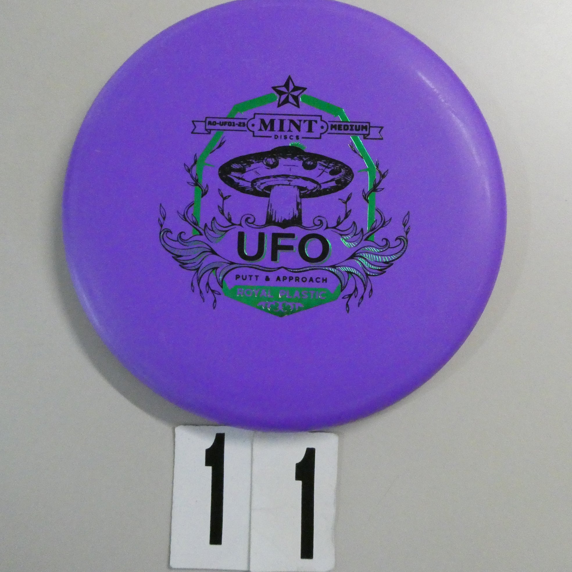 Medium Royal UFO