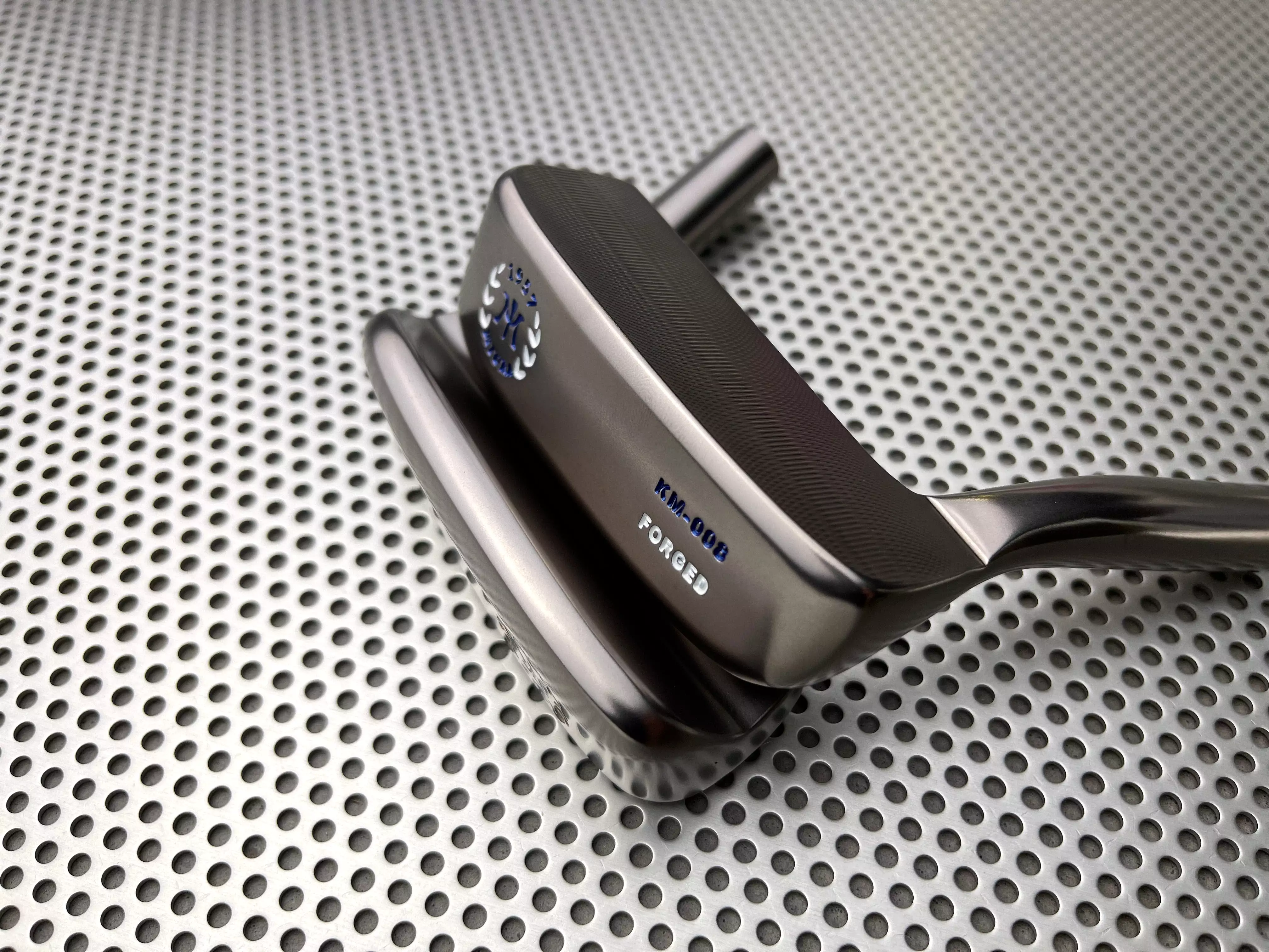 Miura Golf Putter KM-008 Smoked with Blue White Paint Fill