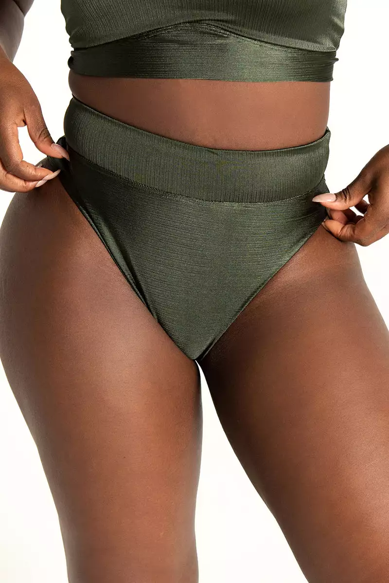 Tatiana Activewear Adeline Shorts - Pine Green